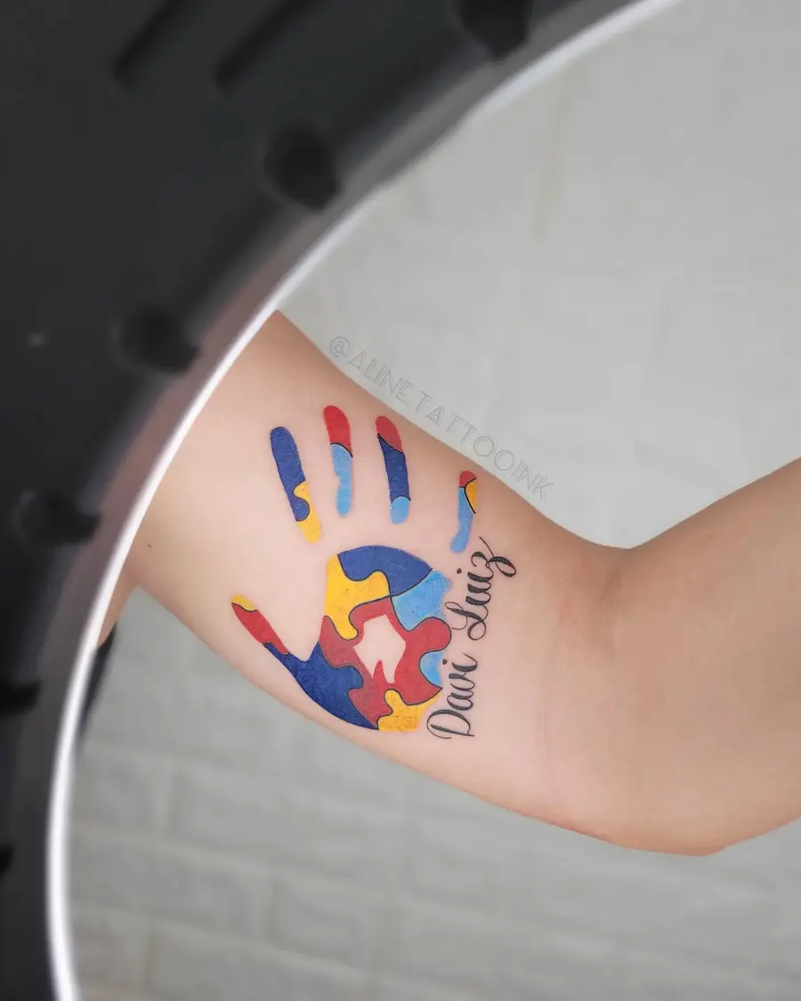 Tatuagem feita pela tatuadora Aline