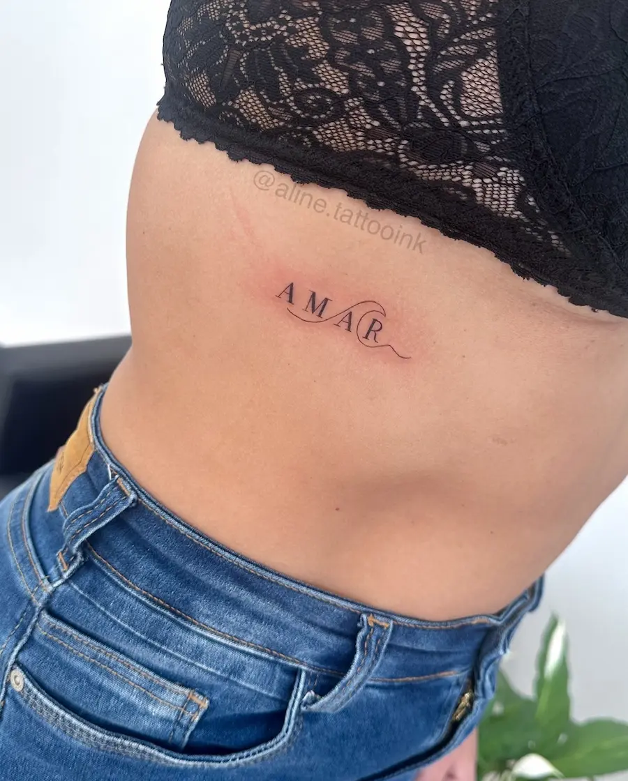 Tatuagem feita pela tatuadora Aline